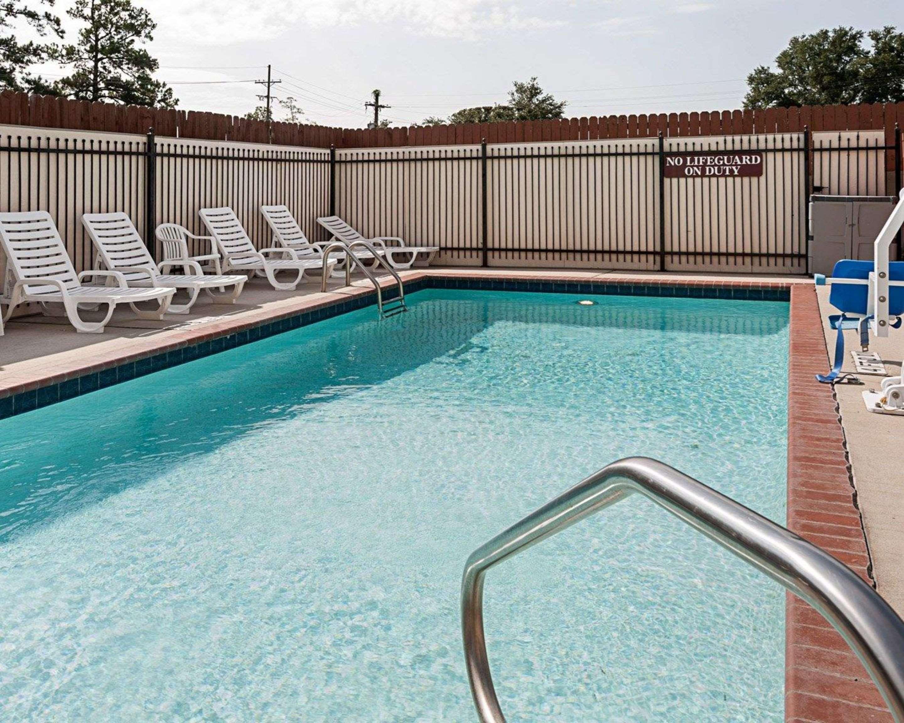 Comfort Suites Lake Charles Esterno foto