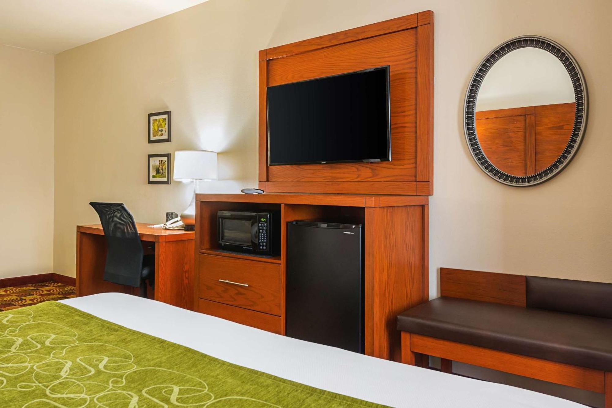 Comfort Suites Lake Charles Esterno foto